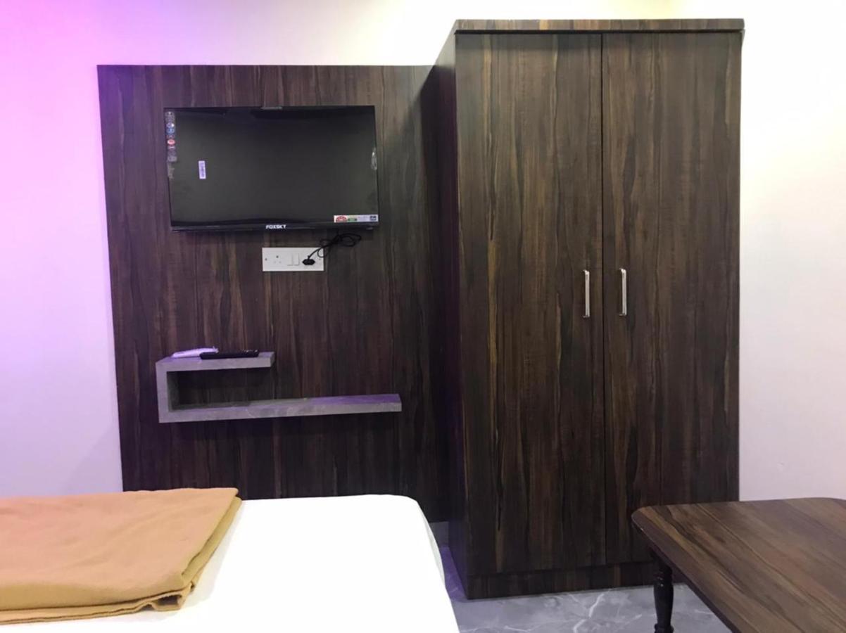 Hotel Taloja Midc Taloje Budrukh Zewnętrze zdjęcie
